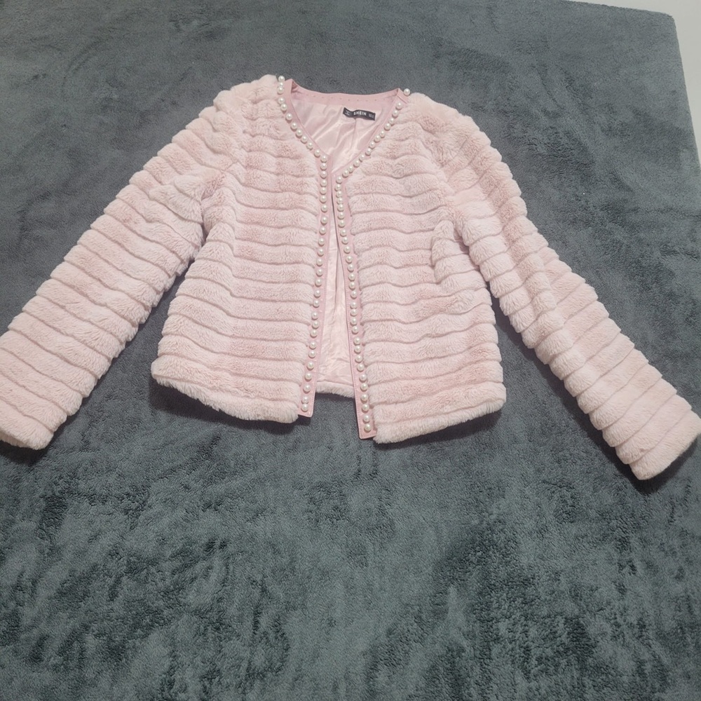 Elegant Baby Pink Faux Fur Pearl-Trim Open Front Jacket